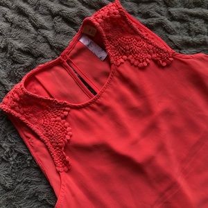 Alya Blush Hi-low Tank Top w Lace Detail